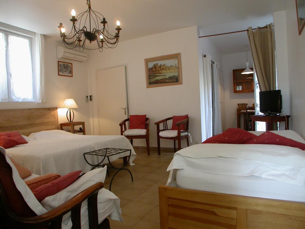 Apartments La Madeleine Авіньйон Номер фото