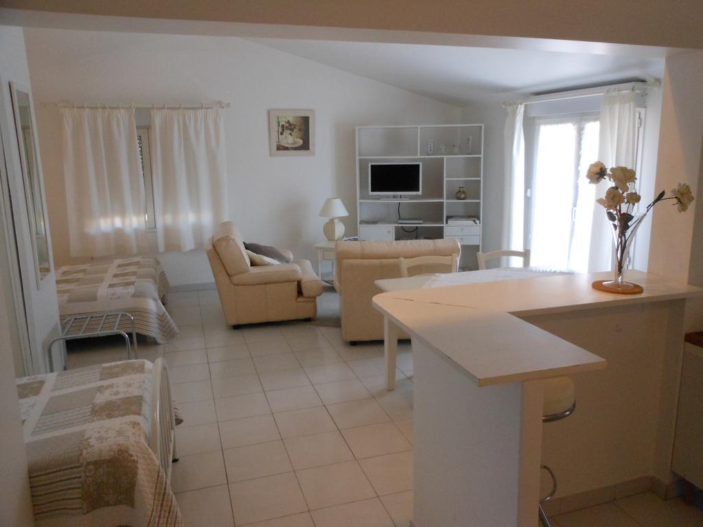 Apartments La Madeleine Авіньйон Номер фото