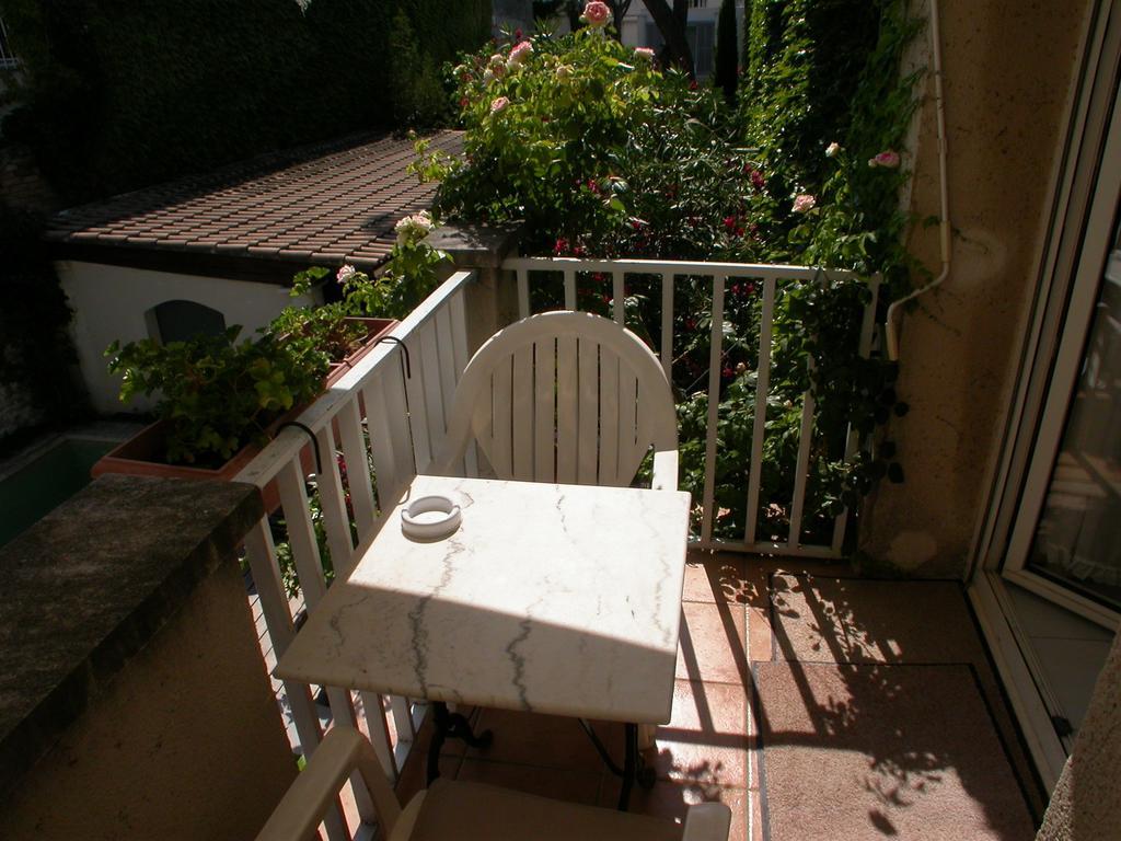Apartments La Madeleine Авіньйон Номер фото