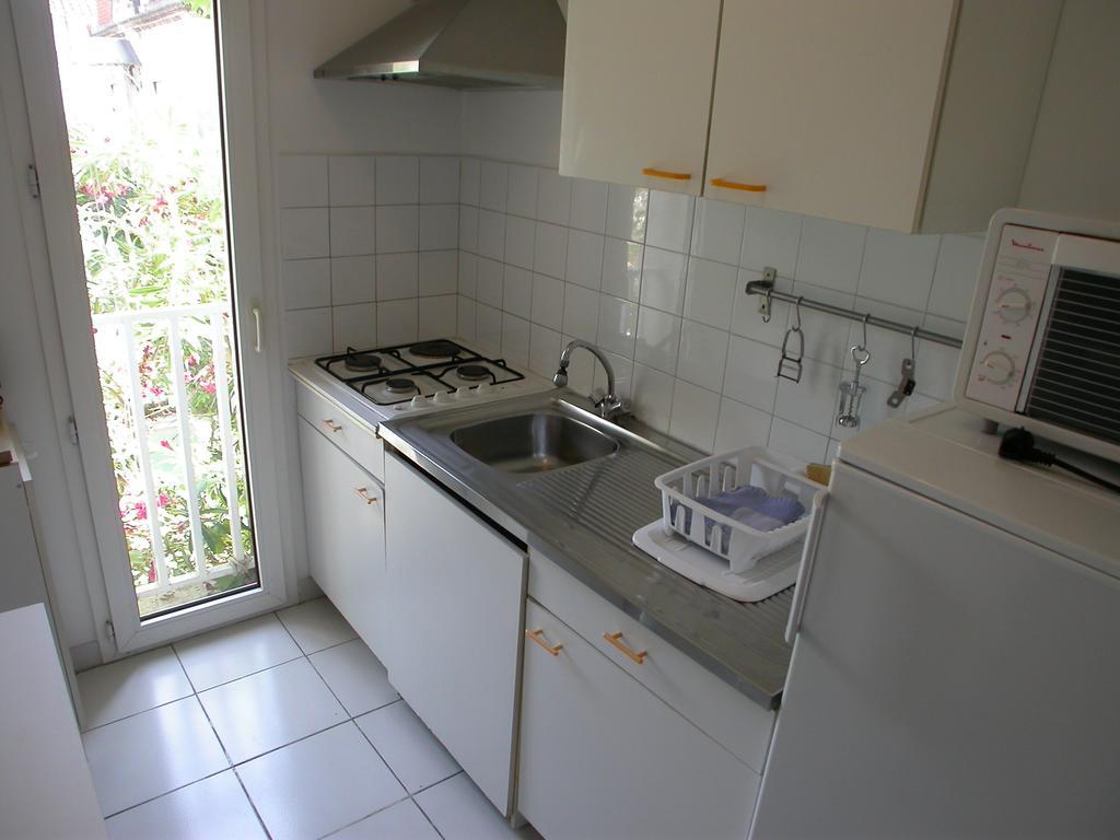 Apartments La Madeleine Авіньйон Номер фото